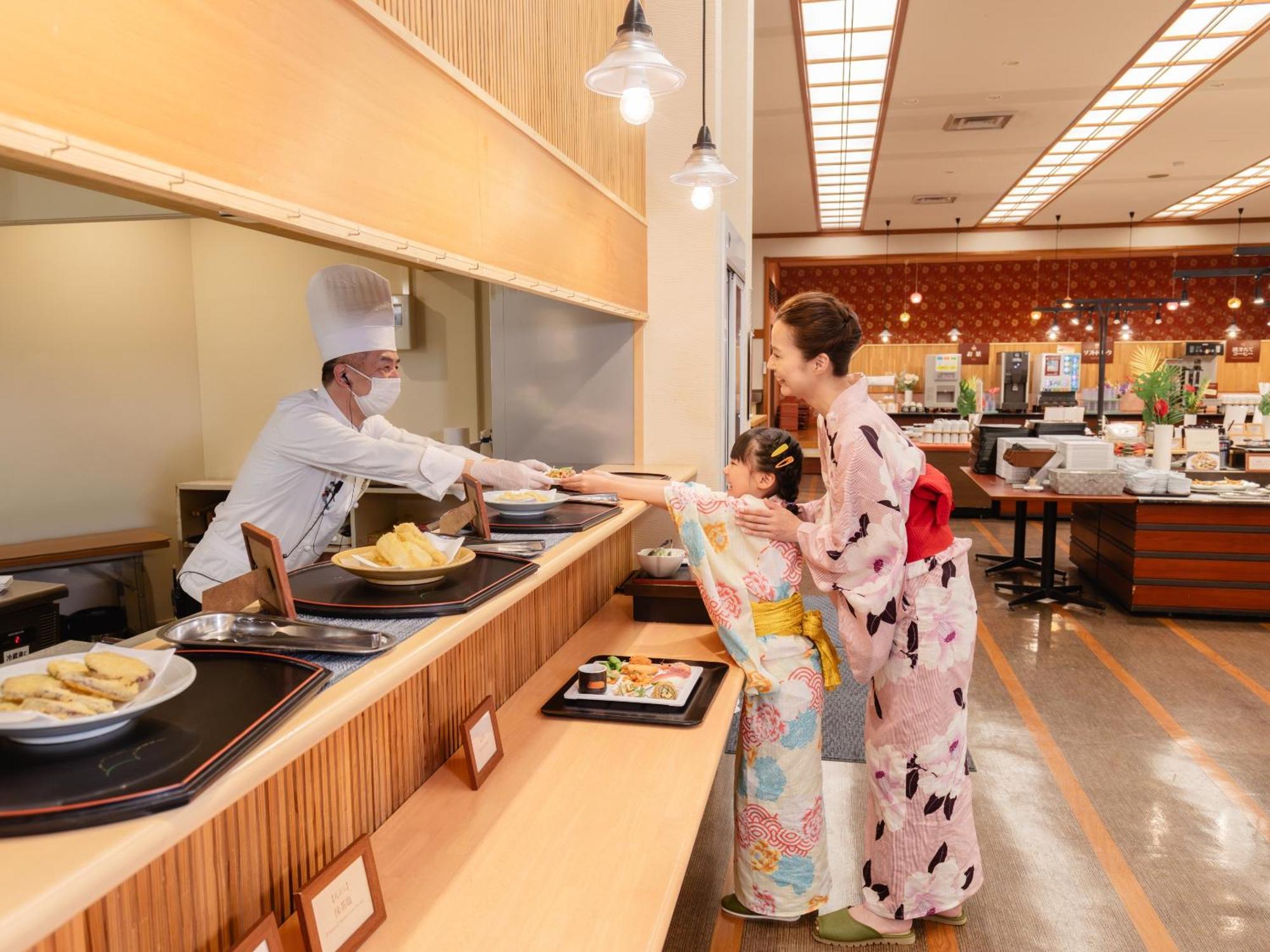 Hotel Ooedo Onsen Monogatari Yamanaka Saichoraku Kaga  Exterior foto